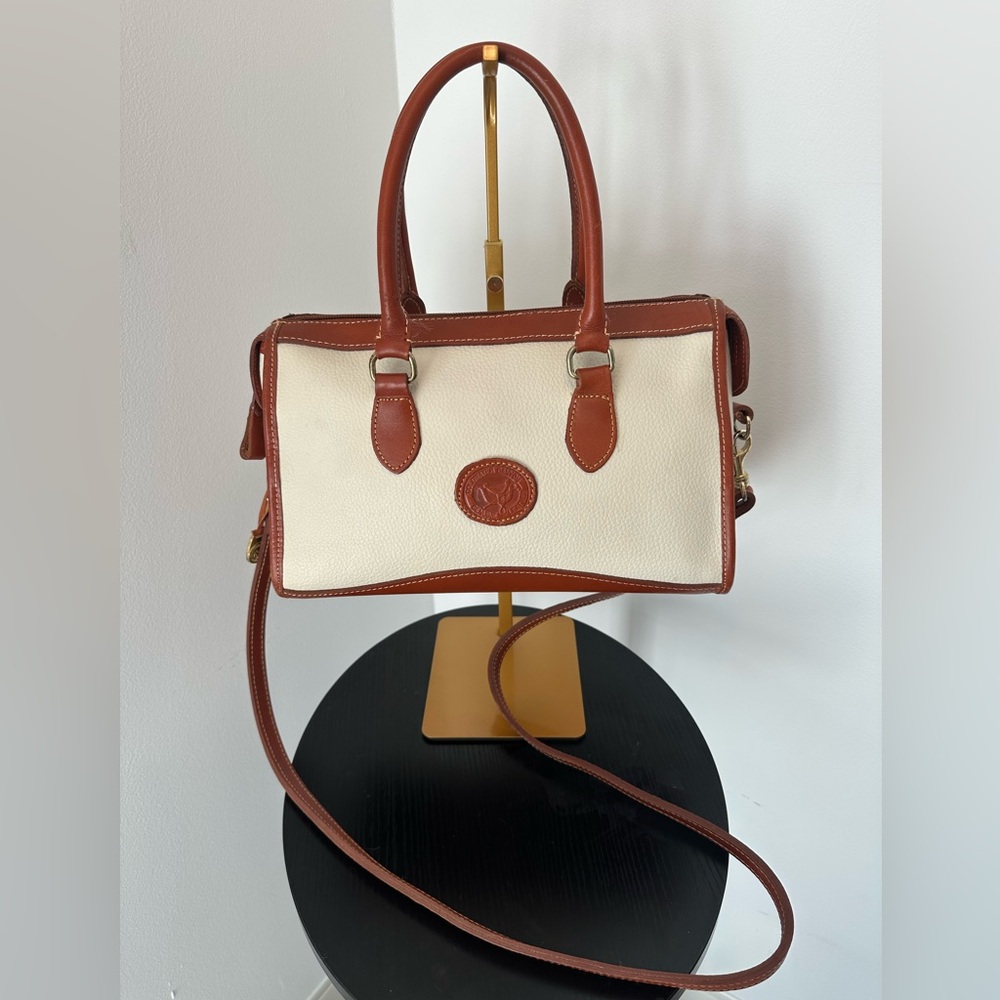 Vintage Coldwater Canyon leather Cream & tan purses